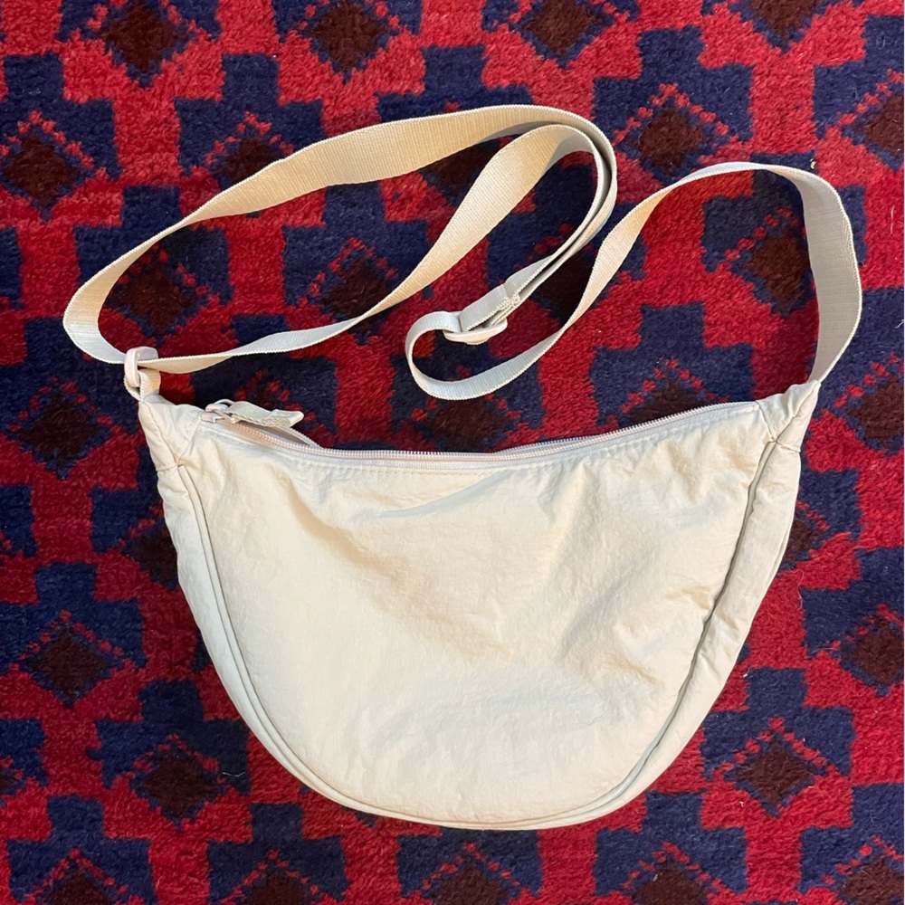 Uniqlo Round Mini Shoulder Bag